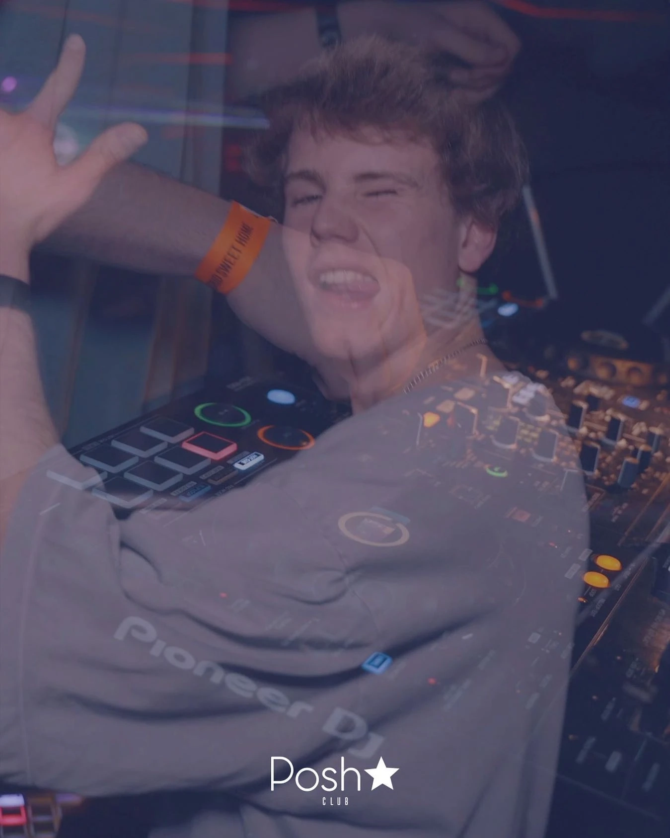 garrafas em Discoteca Posh Club Madrid