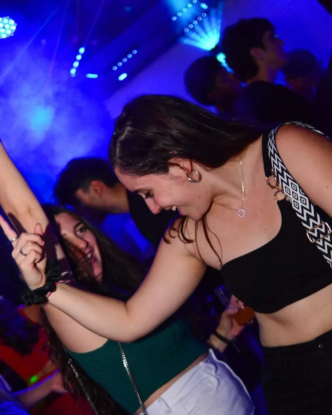 Publico disfrutando de la sesion en Epoka The Club Madrid