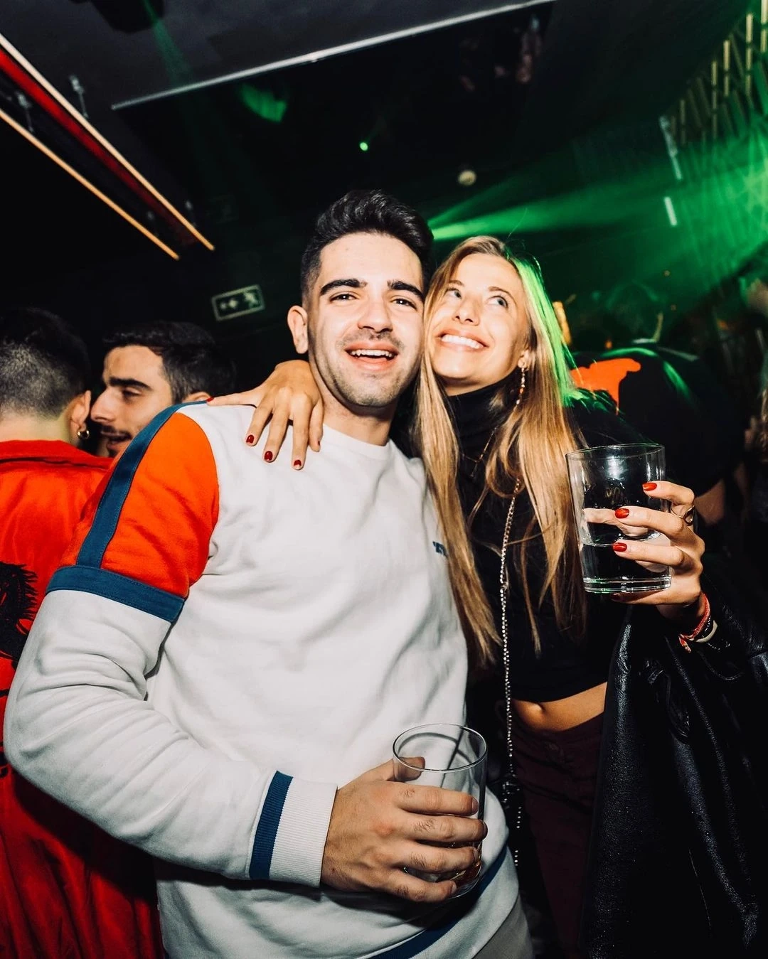 mesas em Liberata: o teu destino noturno em Madrid