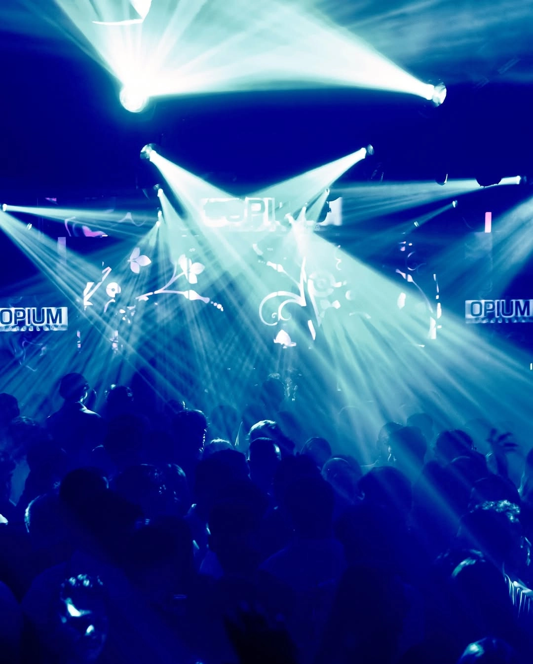 vip mesas barcelona en Discoteca Opium Barcelona