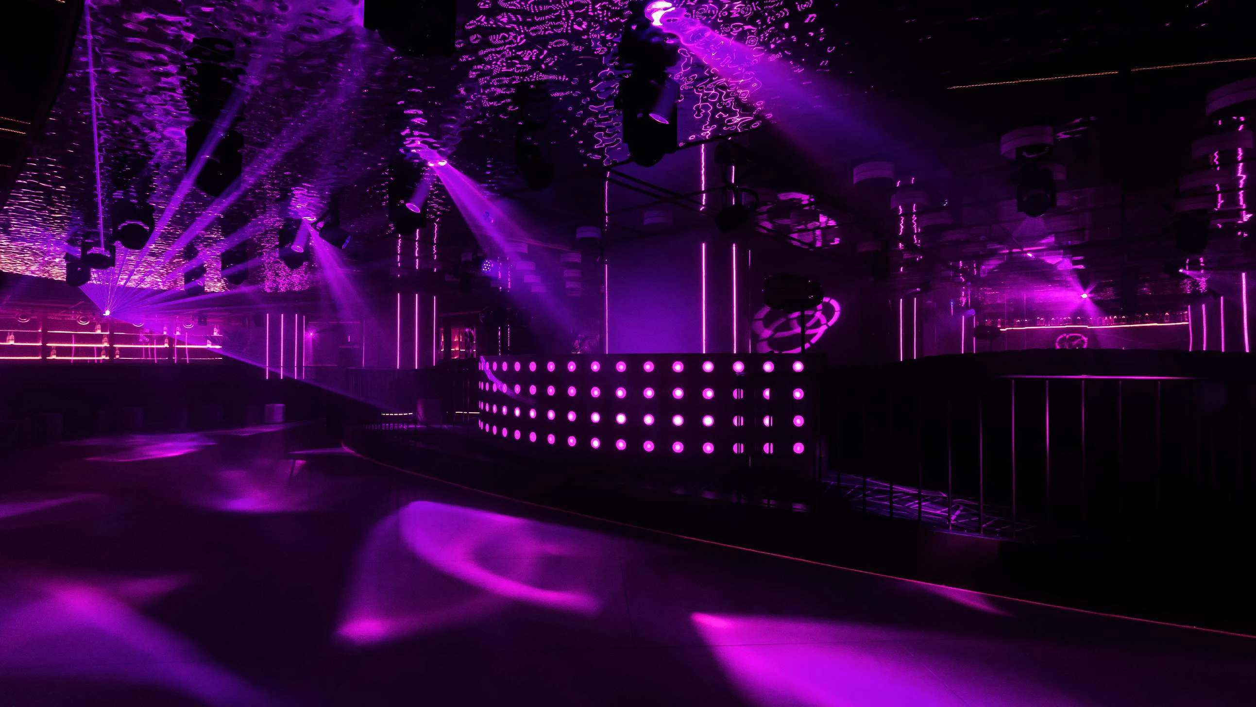 DJ under kvällen på Nattklubben Vandido Club Madrid