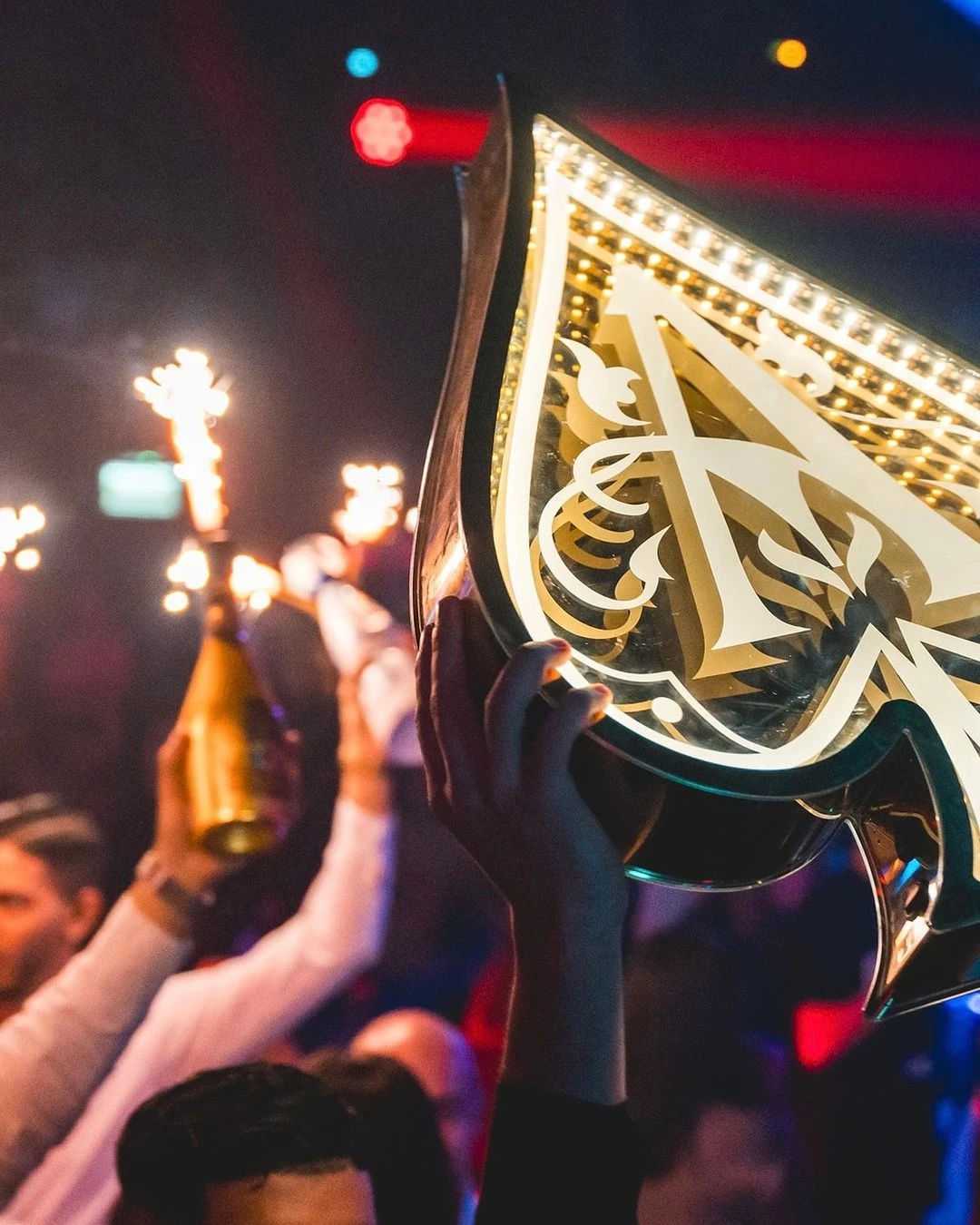 vip mesas madrid en Discoteca Opium Madrid