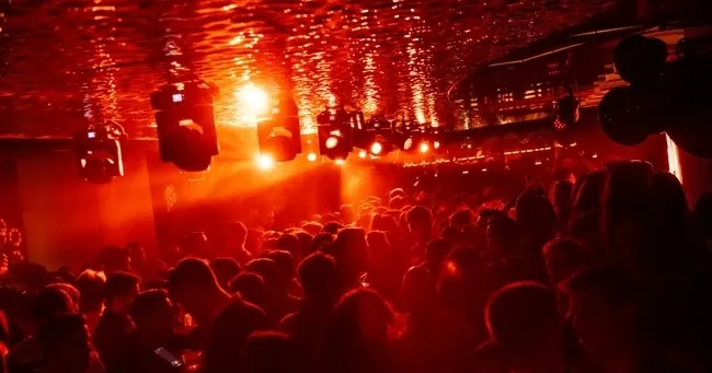 Servizio bottiglie del Vandido Club Madrid