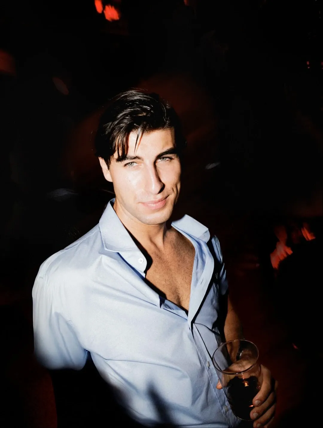 Clienti in un’atmosfera esclusiva del Vandido Club Madrid