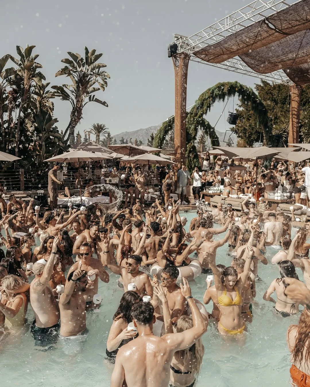 Dance moment inside the venue at Nao Pool Club Marbella (view 5)
